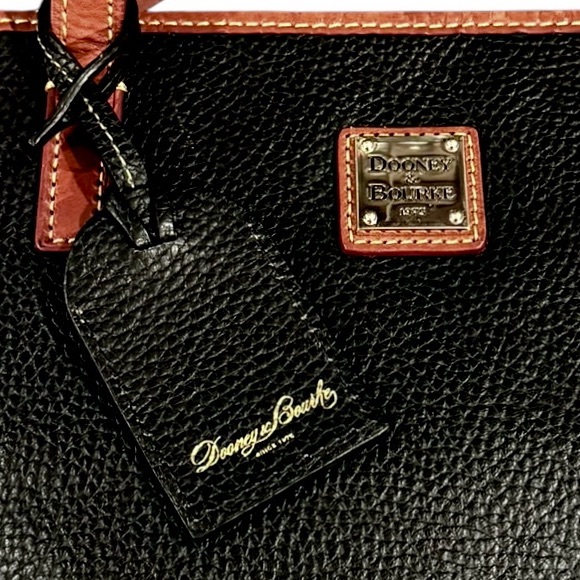 Dooney & Bourke Charleston Shopper Tote Bag Pebbled Leather - Picture 3 of 12